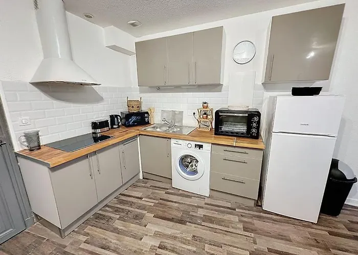 Lejlighed Cocon Pelerin Romantique A Lourdes, Appartement Climatise A 10 Min Sanctuaire & Gare *